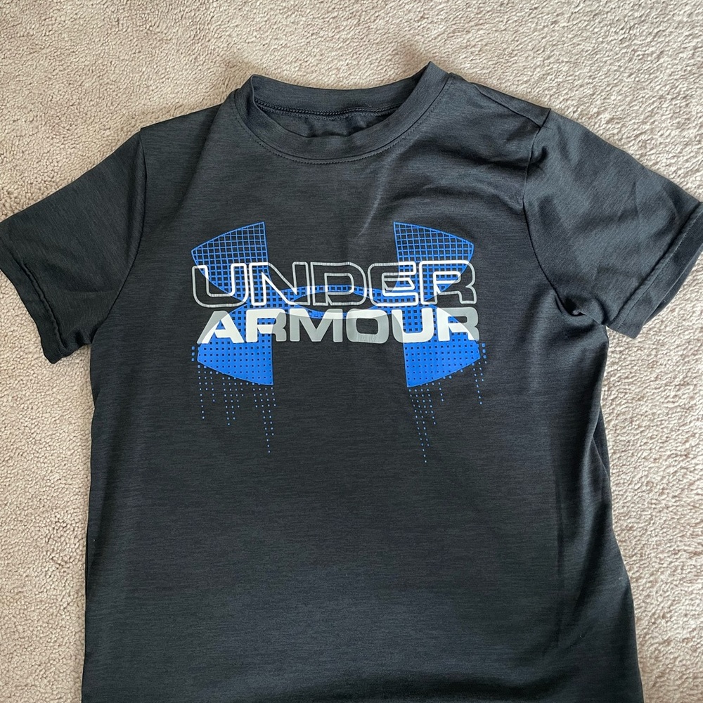 Boys UA Dri-fit T